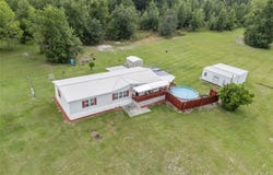 670 SW BETHLEHEM AVENUE, FORT WHITE, FL 32038