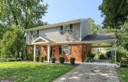 712 S BROAD STREET, MECHANICSBURG, PA 17055
