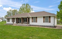 11220 W 359th Street, Paola, KS 66071