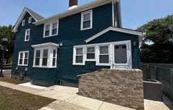 128 W NORTH STREET, DOVER, DE 19904