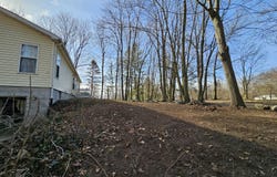7381 Lansing Avenue, Jackson, MI 49201