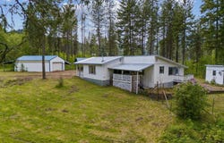 2111-F DRY CREEK RD, CHEWELAH, WA 99109