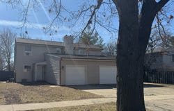 1105 E Florida Avenue, Urbana, IL 61801