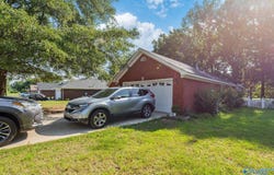 200 Bellemeade Street SW, Hartselle, AL 35640