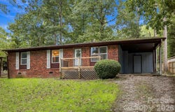 36 Medlin Lane, Flat Rock, NC 28731