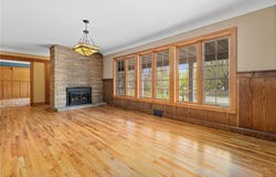 636 County Road B E, Maplewood, MN 55117