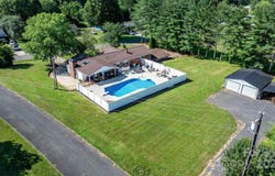 2596 SweetBriar Circle, Lenoir, NC 28645