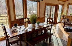 19 Jay Street, Phoenicia, NY 12464
