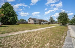 108 W Welsh Street, Kershaw, SC 29067
