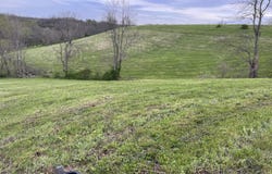 4472 Kirksville Road, Paint Lick, KY 40461