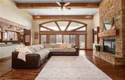9419 Robinson Road, Chardon, OH 44024