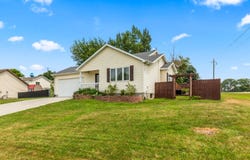 421 S DYE Street, CARSON, IA 51525