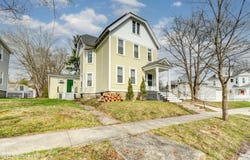 405 S Market Street, Johnstown, NY 12095