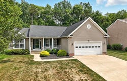 4128 Chapman Drive, Kent, OH 44240