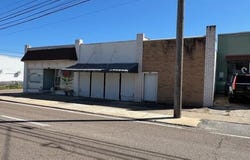 722 N 22nd Avenue, Humboldt, TN 38343