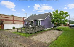 218 3rd Avenue, St Albans, WV 25177