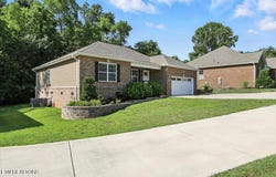 1712 Wilkinson Pike, Maryville, TN 37803
