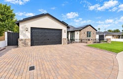 3834 E CLARENDON Avenue, Phoenix, AZ 85018