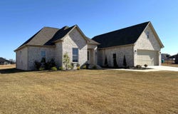 131 Hummingbird Way, Killen, AL 35645