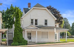 229 W Main St, Waterford, WI 53185