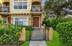 111 N ALBANY AVENUE, TAMPA, FL 33606