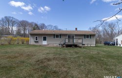 14 Ridgefield Road, Wallingford, CT 06492