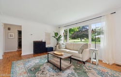 5626 Hallendale Road, Haslett, MI 48840