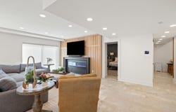 355 South Broadway, Lexington, KY 40508