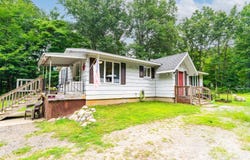 50778 Oak Street, Grand Junction, MI 49056