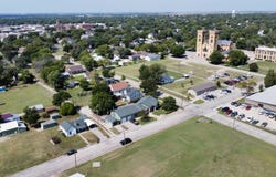714 E South St, Beloit, KS 67420