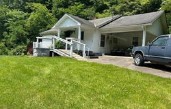 749 Stinnett/Wendover Road, Stinnett, KY 40868