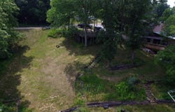 1059 Lakeshore Drive, Brooklyn, IA 52211