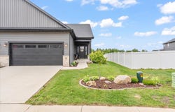 1 Prairie Trail, Monticello, IL 61856