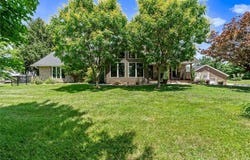 8901 Stillhouse Road, Liberty, MO 64068