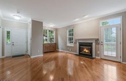 100 David Dr, Raritan Twp., NJ 08822-5120