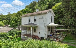 3114&3116 30th St., Pulaski Twp, PA 15066