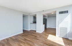 3320 Spinnaker Lane, Detroit, MI 48207