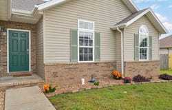410 E Magnolia Court, Strafford, MO 65757