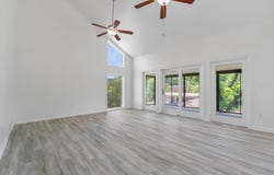 8 Ellis Drive, Hurricane, WV 25526