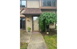 11558 Harbour Light Drive, North Royalton, OH 44133