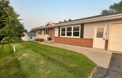 916 Walnut Street, Marathon, WI 54448