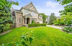65 Overlook Rdg, Oakland Boro, NJ 07436-2362