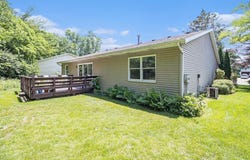 1983 Greenock Street, South Bend, IN 46614