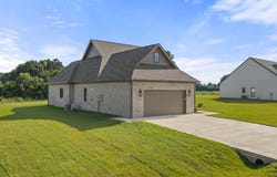 220 Spry Way, Killen, AL 35645