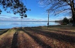 991 W Higgins Lake Drive, Roscommon, MI 48653