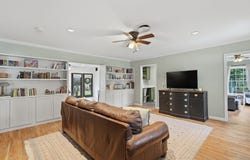 1031 E Walnut, Seguin, TX 78155