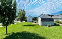 422 E Sanborn Street, Springfield, MN 56087