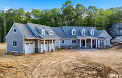 41-B Whippoorwill Road, Old Lyme, CT 06371