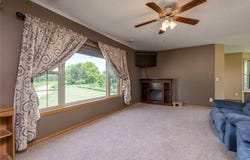 58605 243rd Street, Kasota, MN 56050