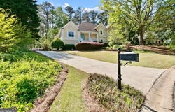 1315 Pembridge, Kennesaw, GA 30152